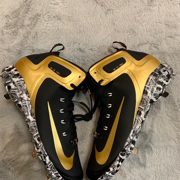 Nike Shoes | Nike Huarache Baseball Bhm Special Edition | Poshmark